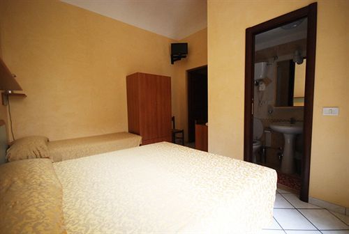 Hostal Emanuela Roma